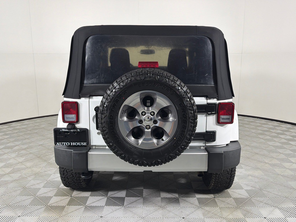 2017 Jeep Wrangler Image 6