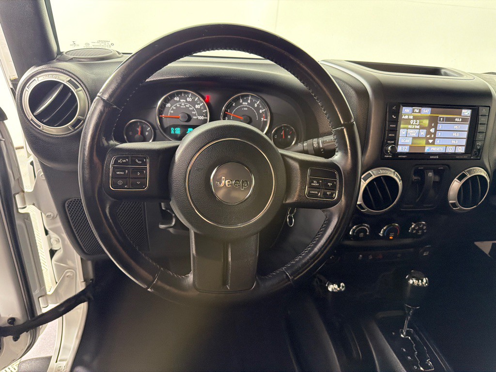 2017 Jeep Wrangler Image 14