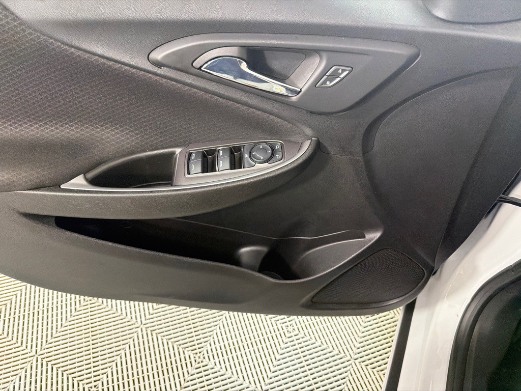 2023 Chevrolet Malibu Image 10