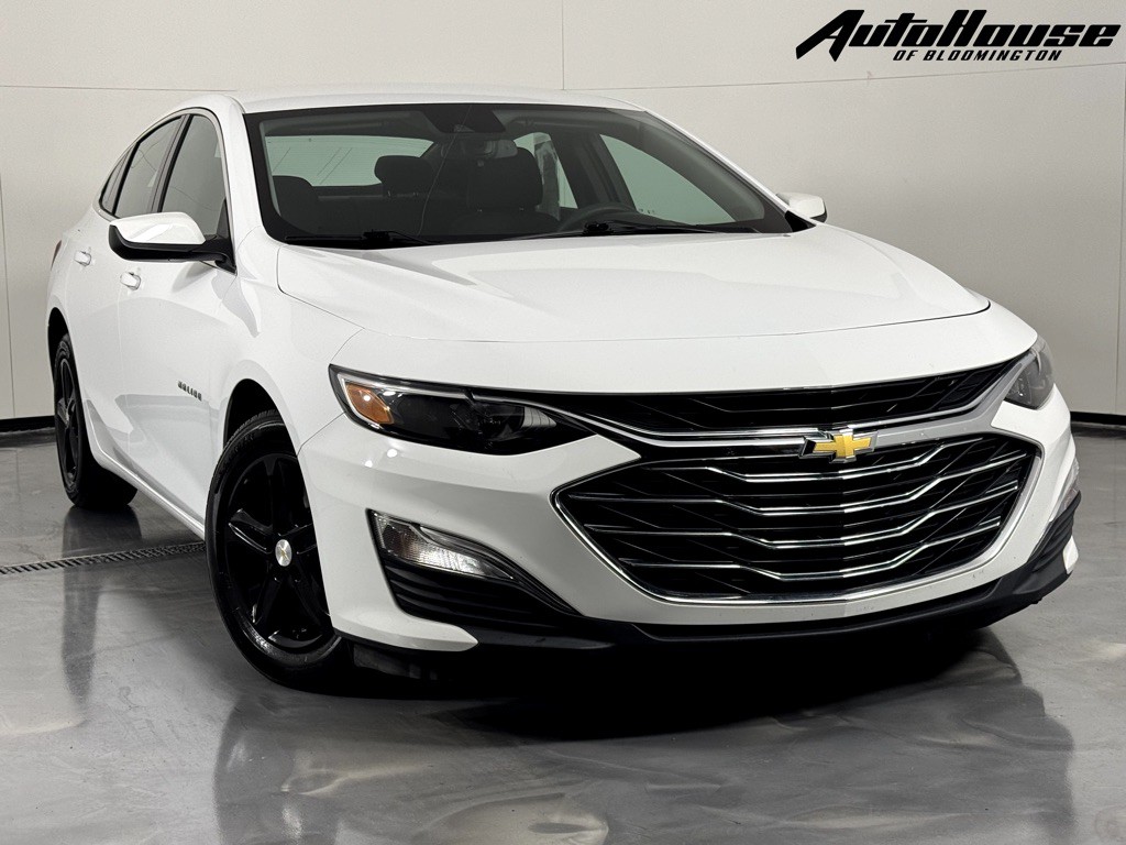 2023 Chevrolet Malibu Image 1