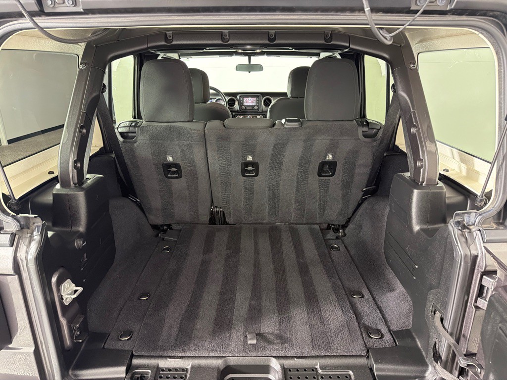 2020 Jeep Wrangler Unlimited Image 21