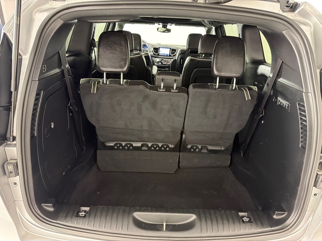 2018 Chrysler Pacifica Image 23