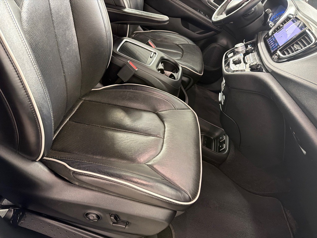 2018 Chrysler Pacifica Image 26
