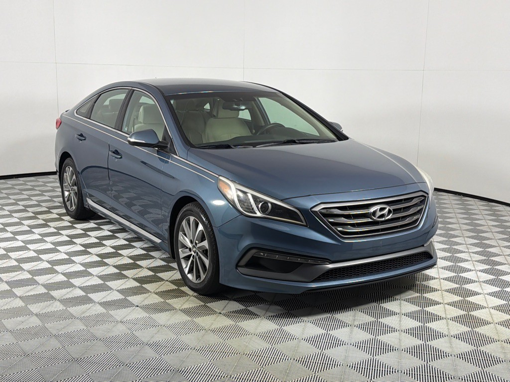 2017 Hyundai Sonata Image 3