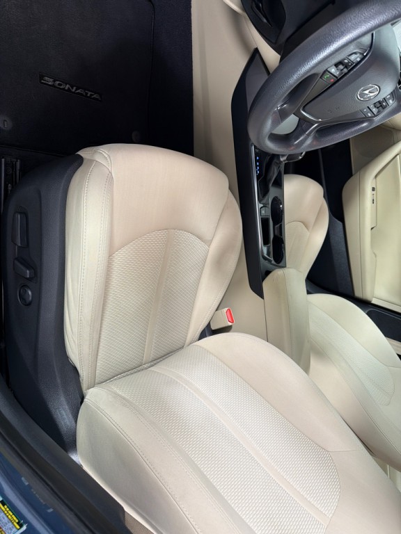 2017 Hyundai Sonata Image 9