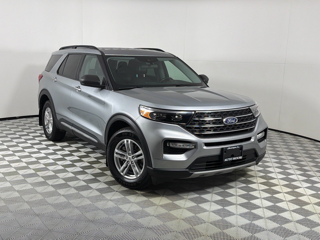2023 Ford Explorer Image 2