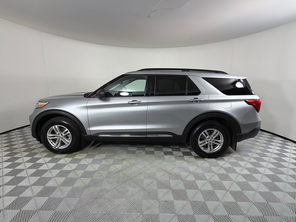 2023 Ford Explorer Image 4