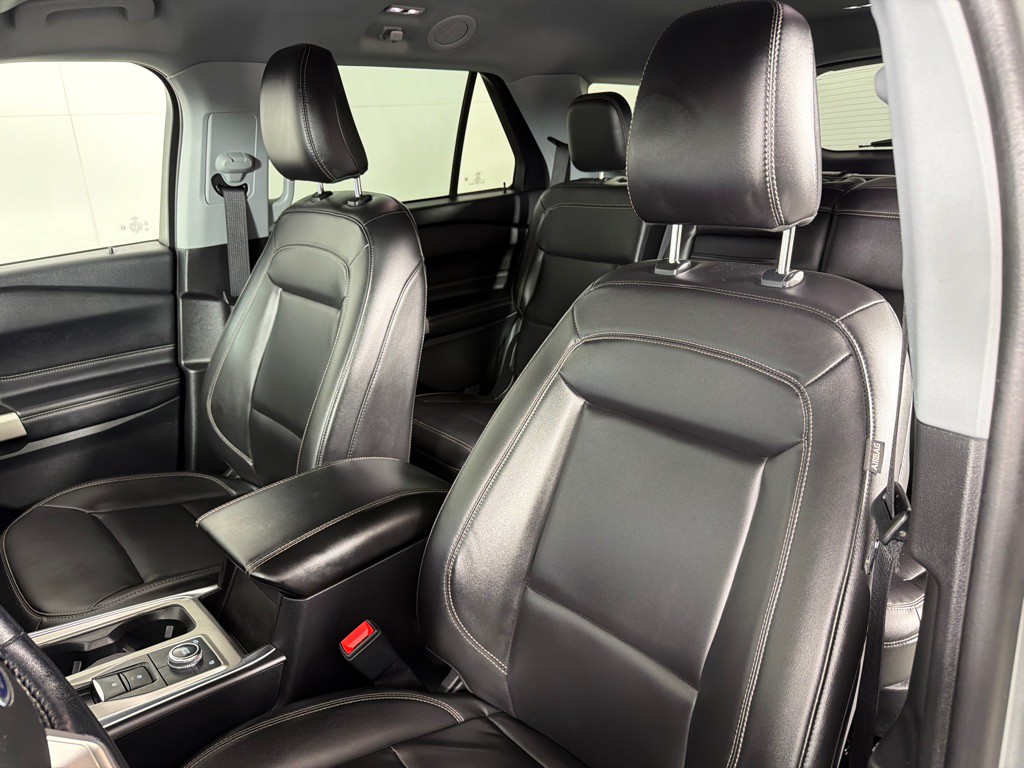 2023 Ford Explorer Image 9