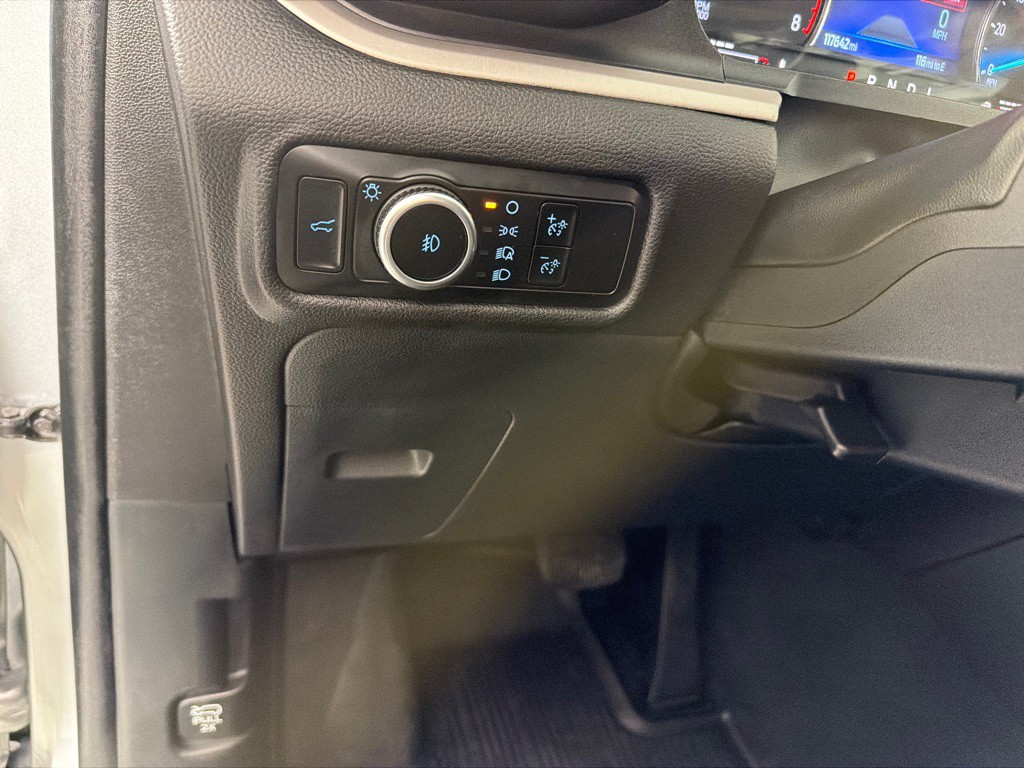 2023 Ford Explorer Image 10