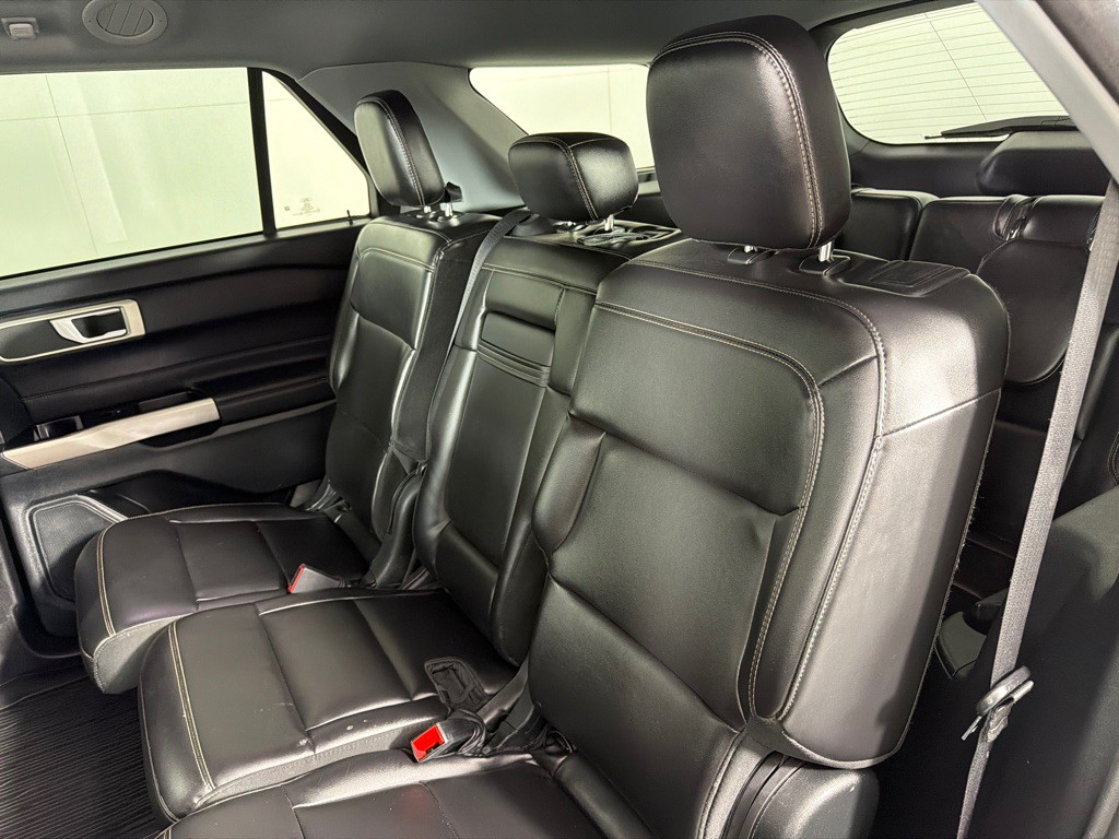 2023 Ford Explorer Image 16