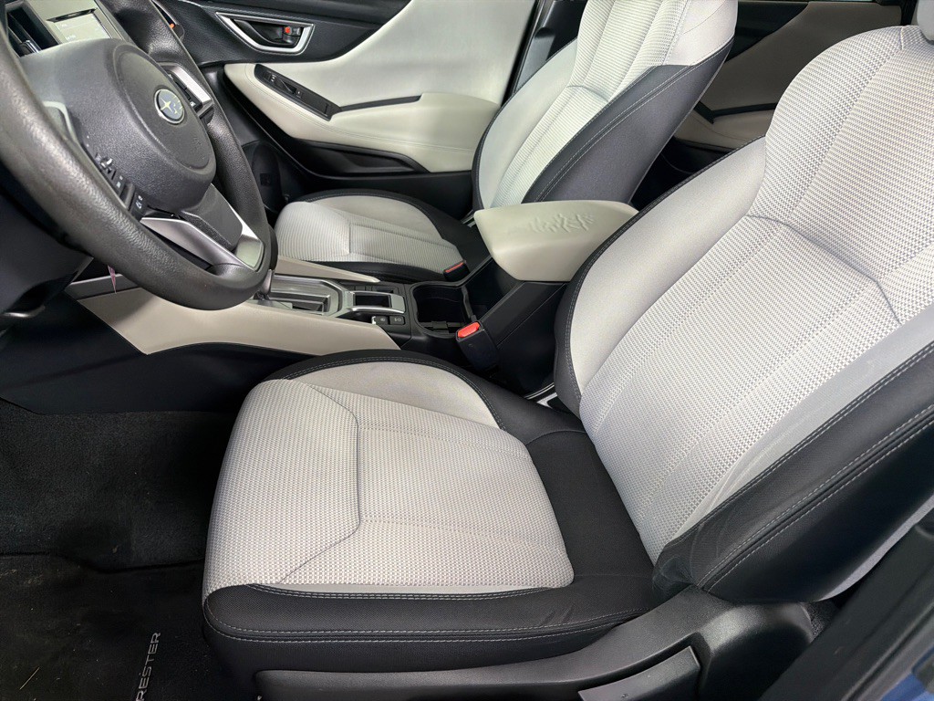 2019 Subaru Forester Image 12