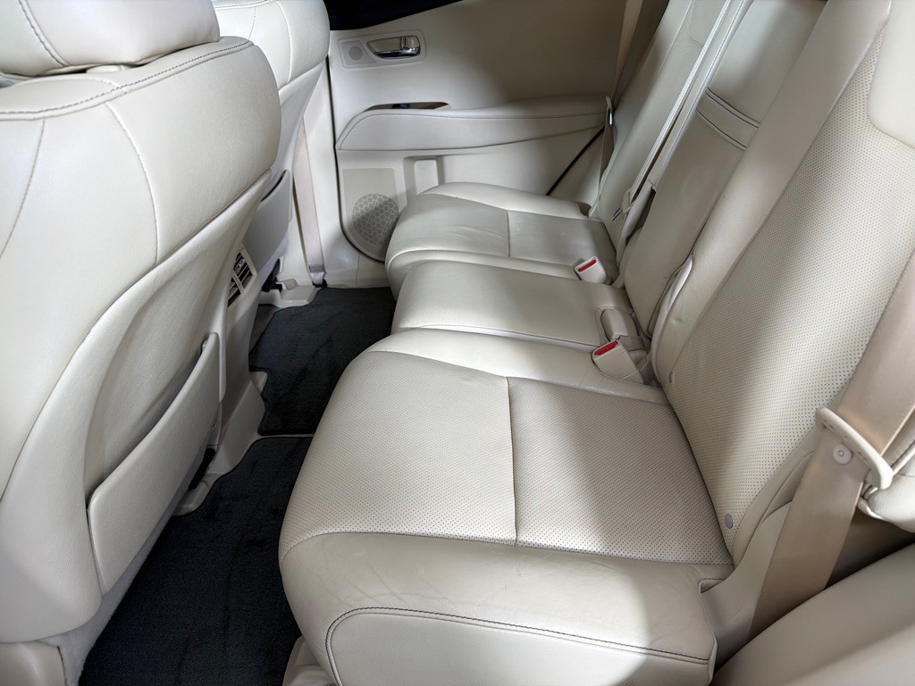2015 Lexus RX Image 18