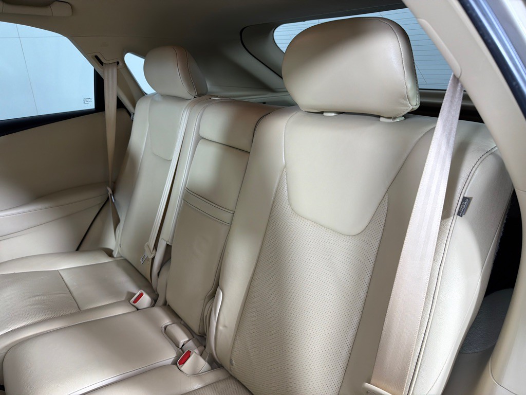 2015 Lexus RX Image 19