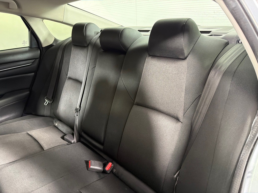 2020 Honda Accord Image 15