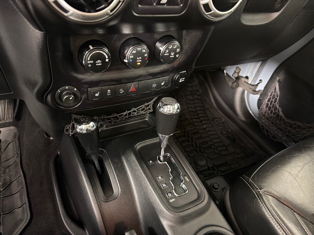 2015 Jeep Wrangler Unlimited Image 14