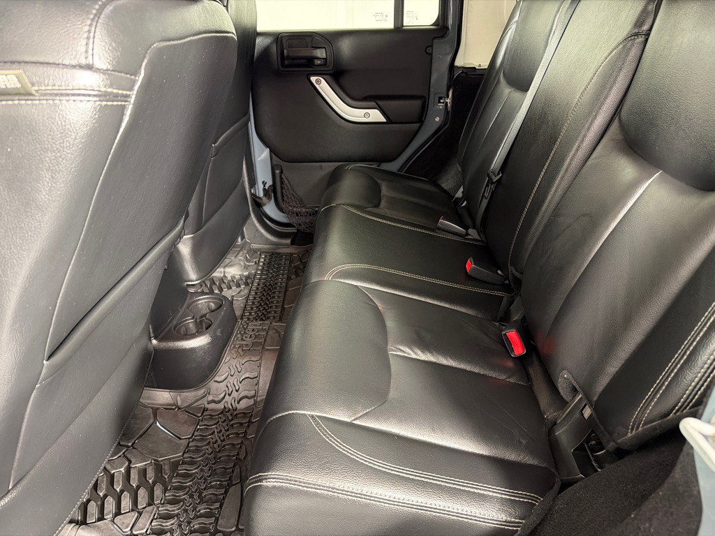 2015 Jeep Wrangler Unlimited Image 15