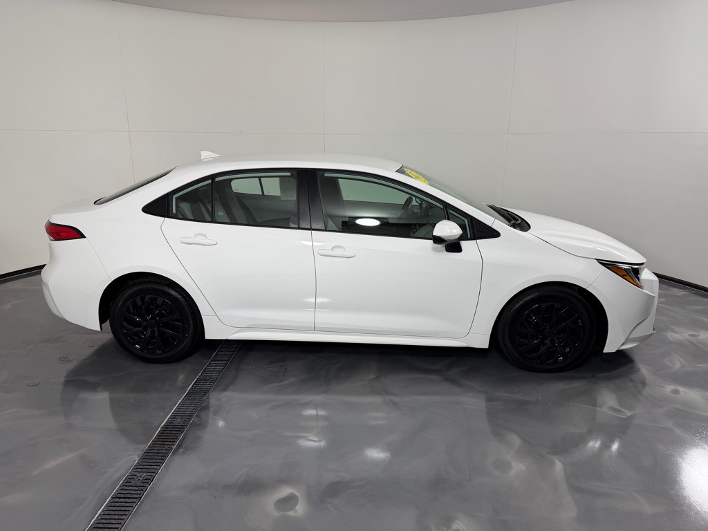 2023 Toyota Corolla Image 4