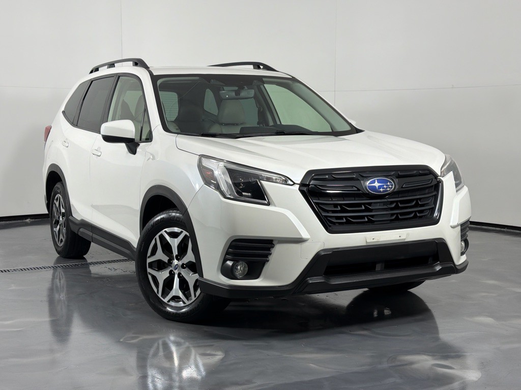 2022 Subaru Forester Image 2