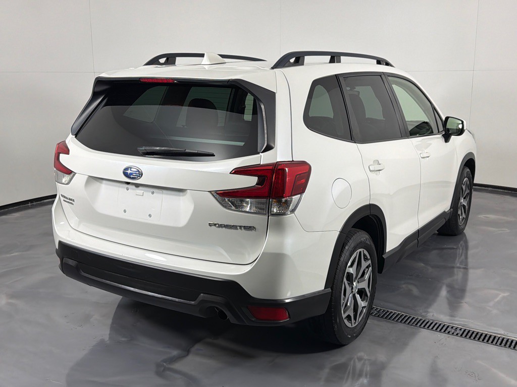 2022 Subaru Forester Image 5