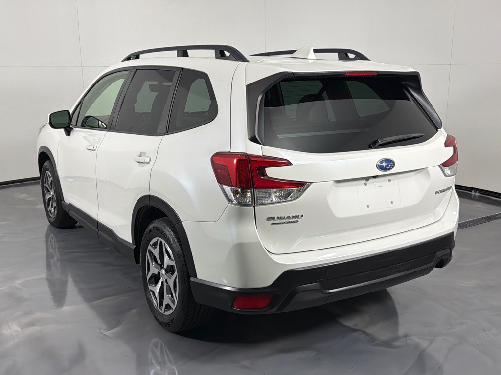 2022 Subaru Forester Image 7