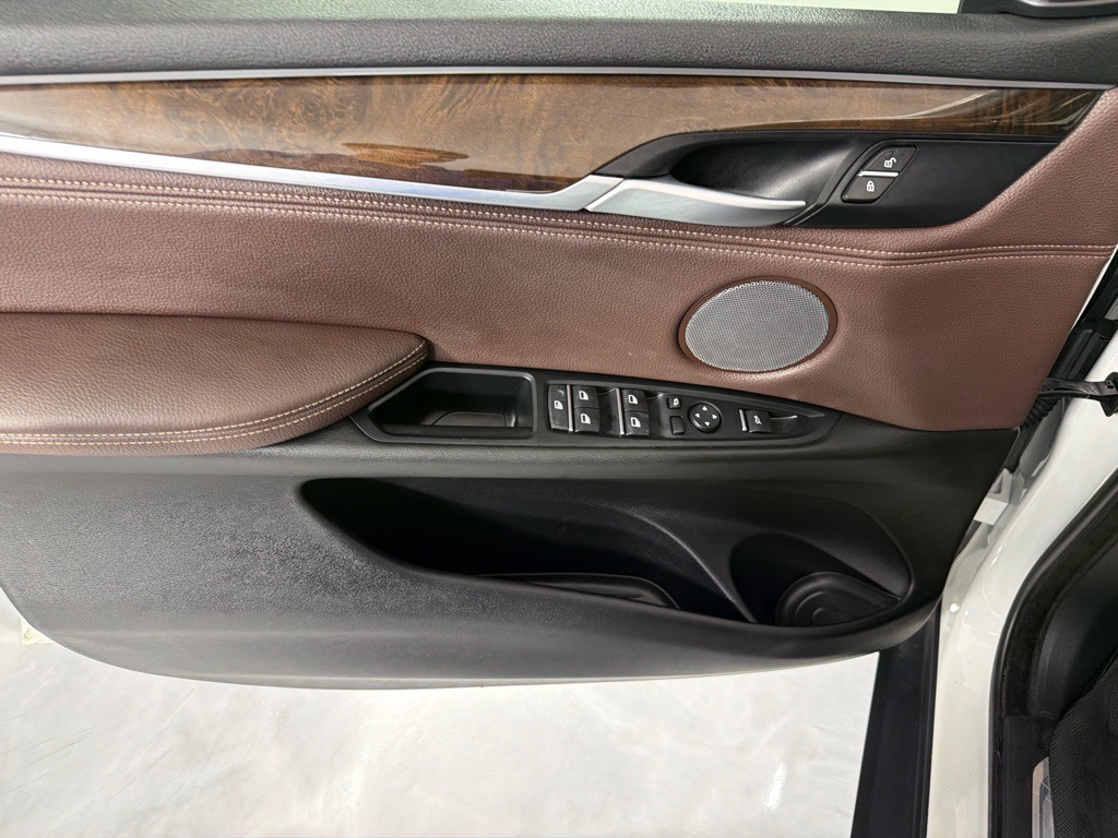 2016 BMW X5 Image 10