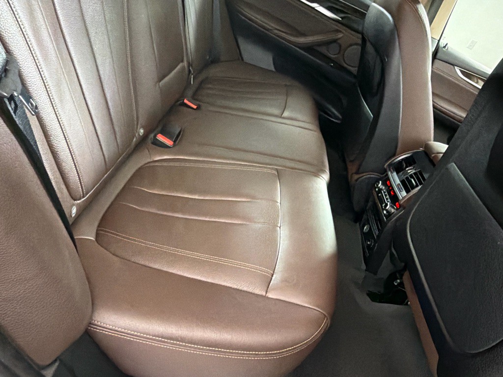 2016 BMW X5 Image 19