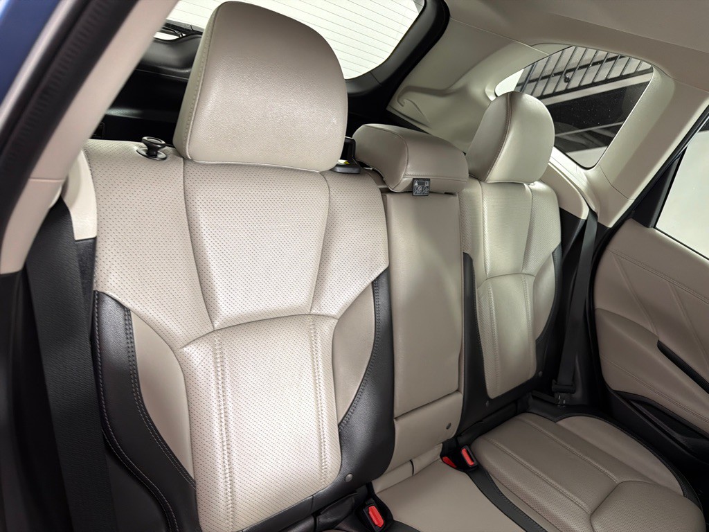 2020 Subaru Forester Image 21