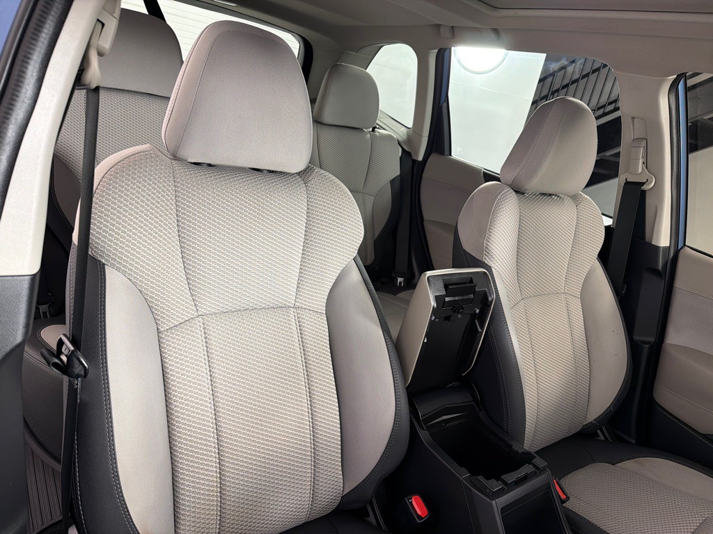 2021 Subaru Forester Image 24