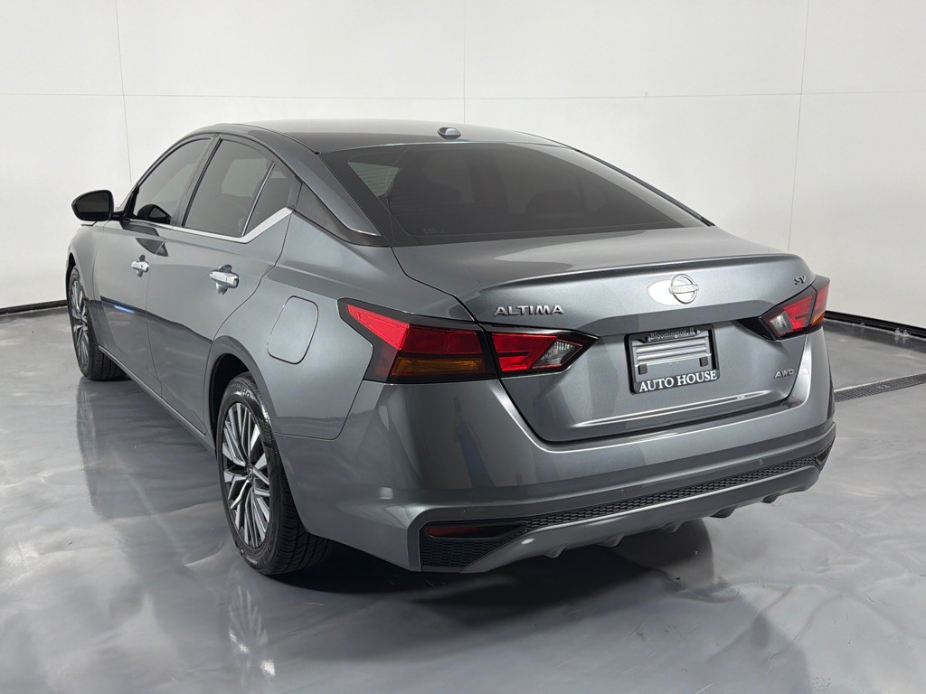 2024 Nissan Altima Image 7