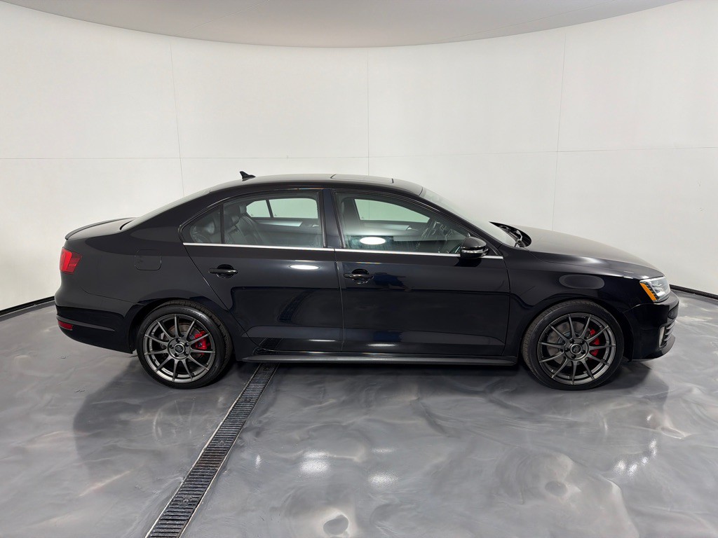 2013 Volkswagen Jetta Image 4