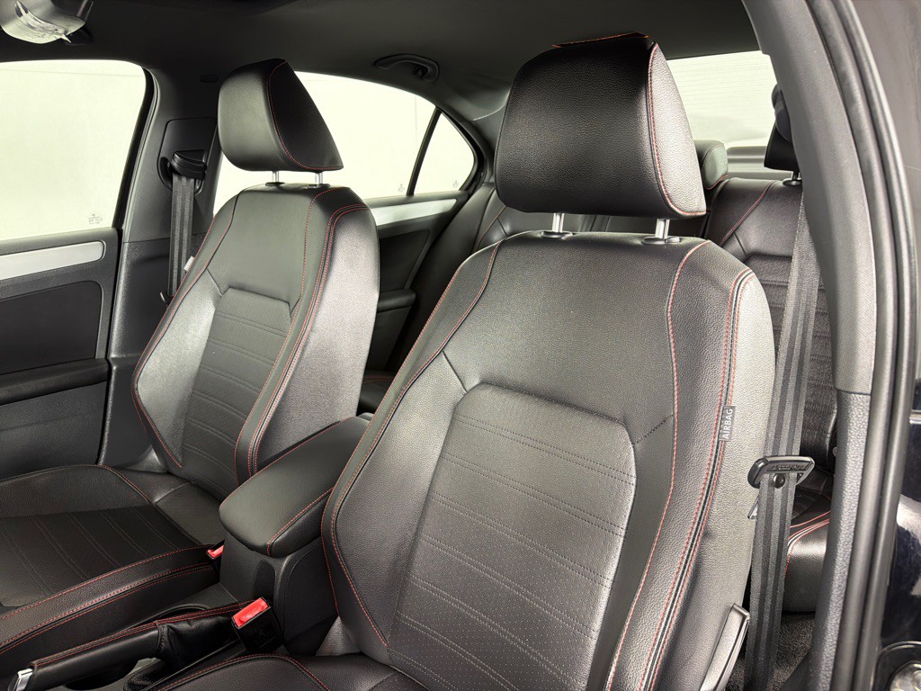 2013 Volkswagen Jetta Image 11