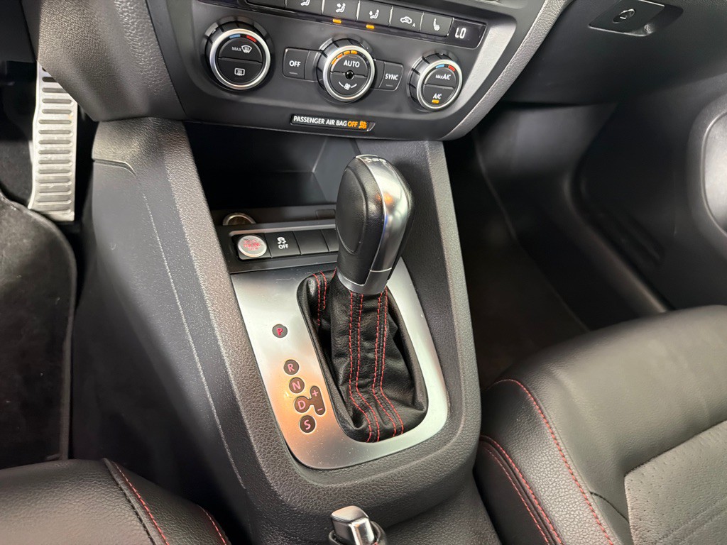 2013 Volkswagen Jetta Image 16