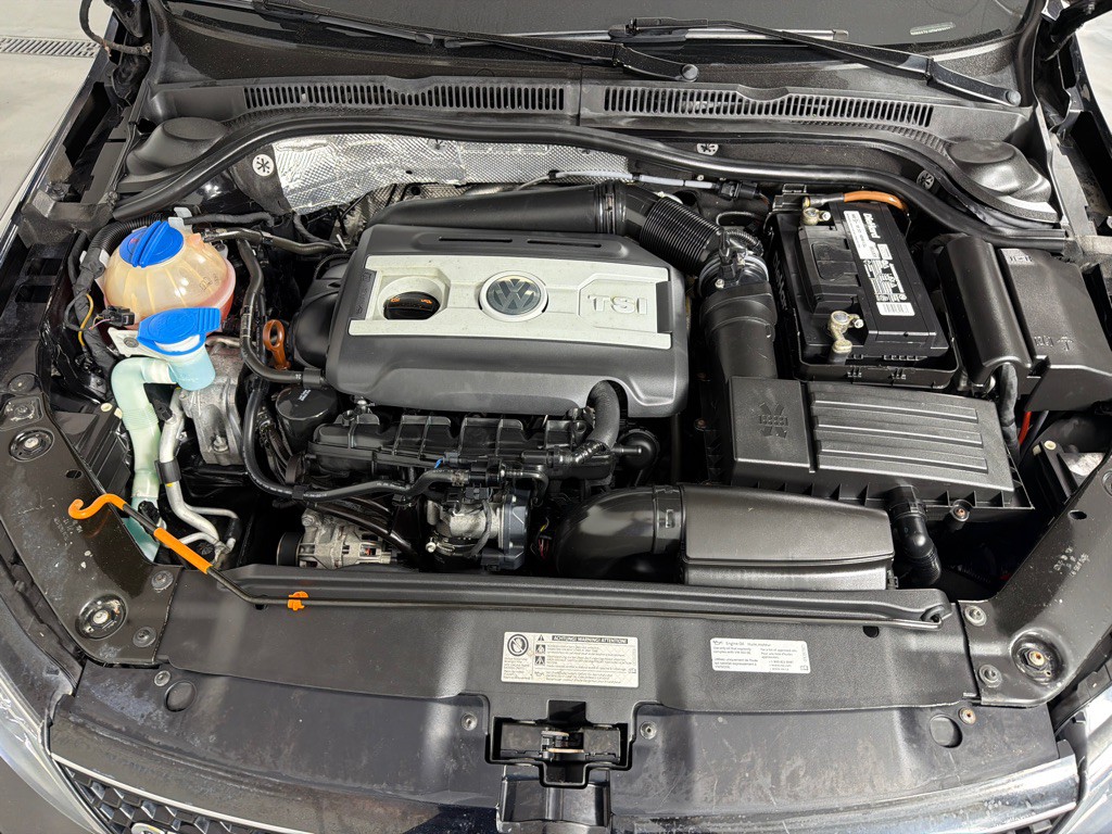 2013 Volkswagen Jetta Image 23