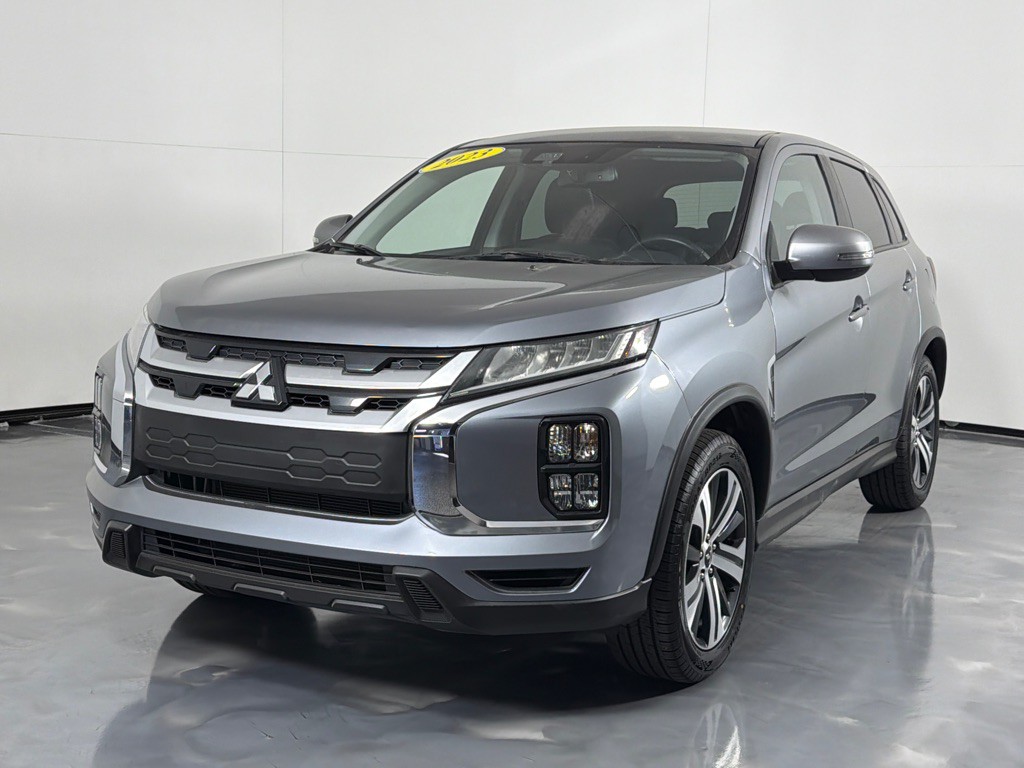 2023 Mitsubishi Outlander Image 9