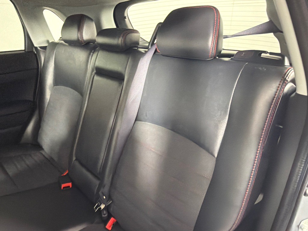 2023 Mitsubishi Outlander Image 18