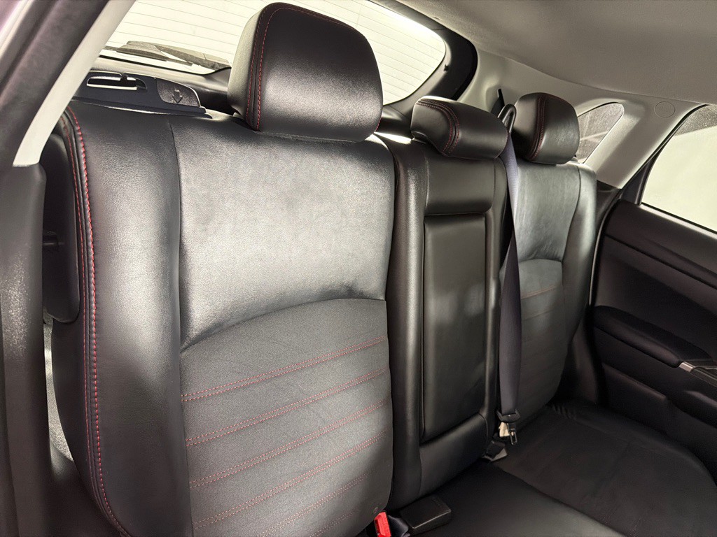 2023 Mitsubishi Outlander Image 21