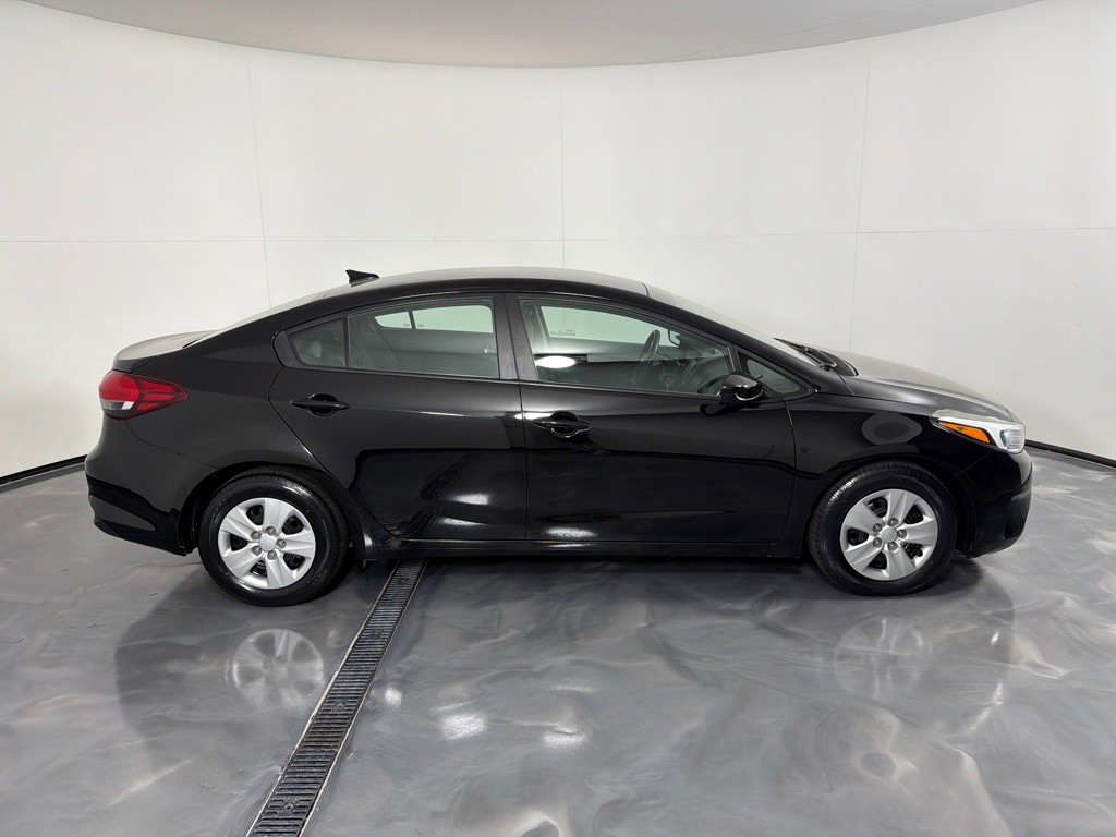 2018 Kia Forte Image 4