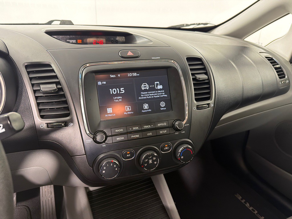 2018 Kia Forte Image 11