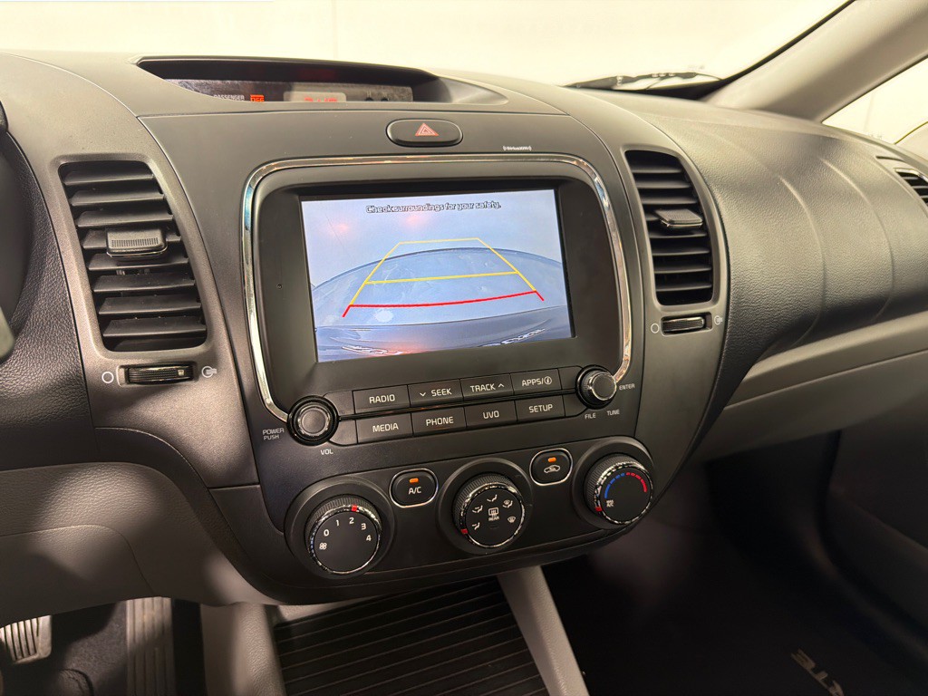 2018 Kia Forte Image 12