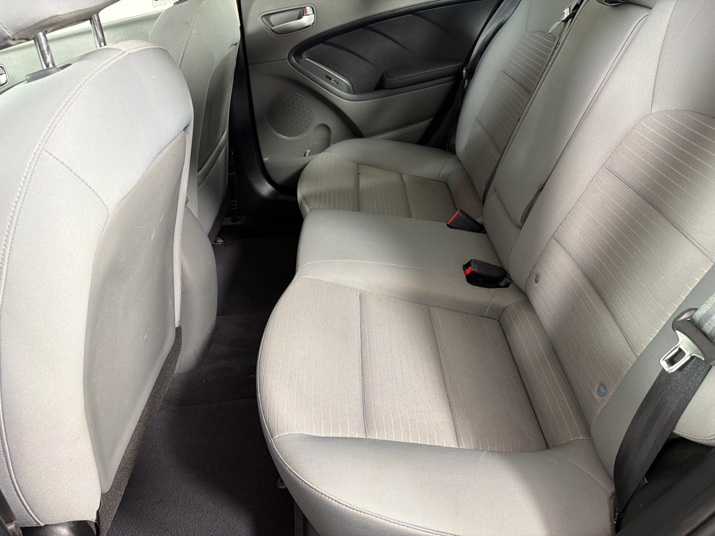 2018 Kia Forte Image 14