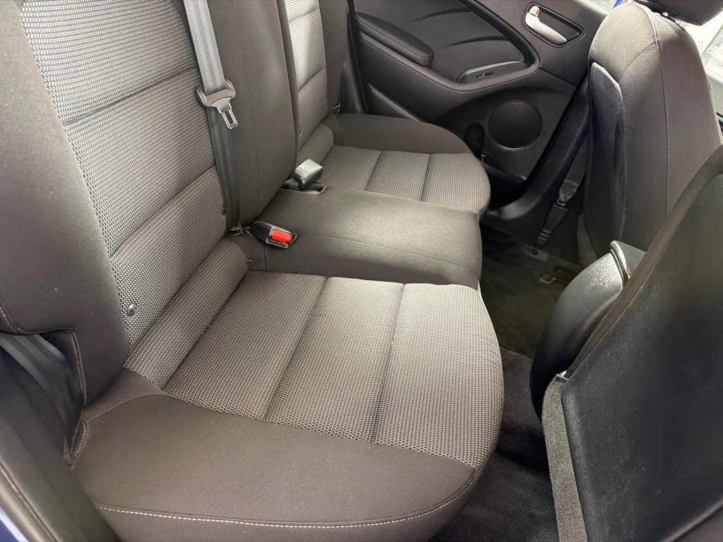 2017 Kia Forte Image 19