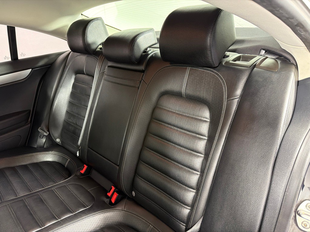 2013 Volkswagen CC Image 18