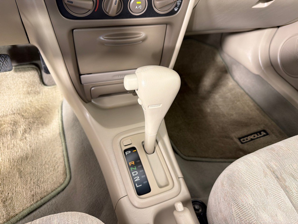 1999 Toyota Corolla Image 15