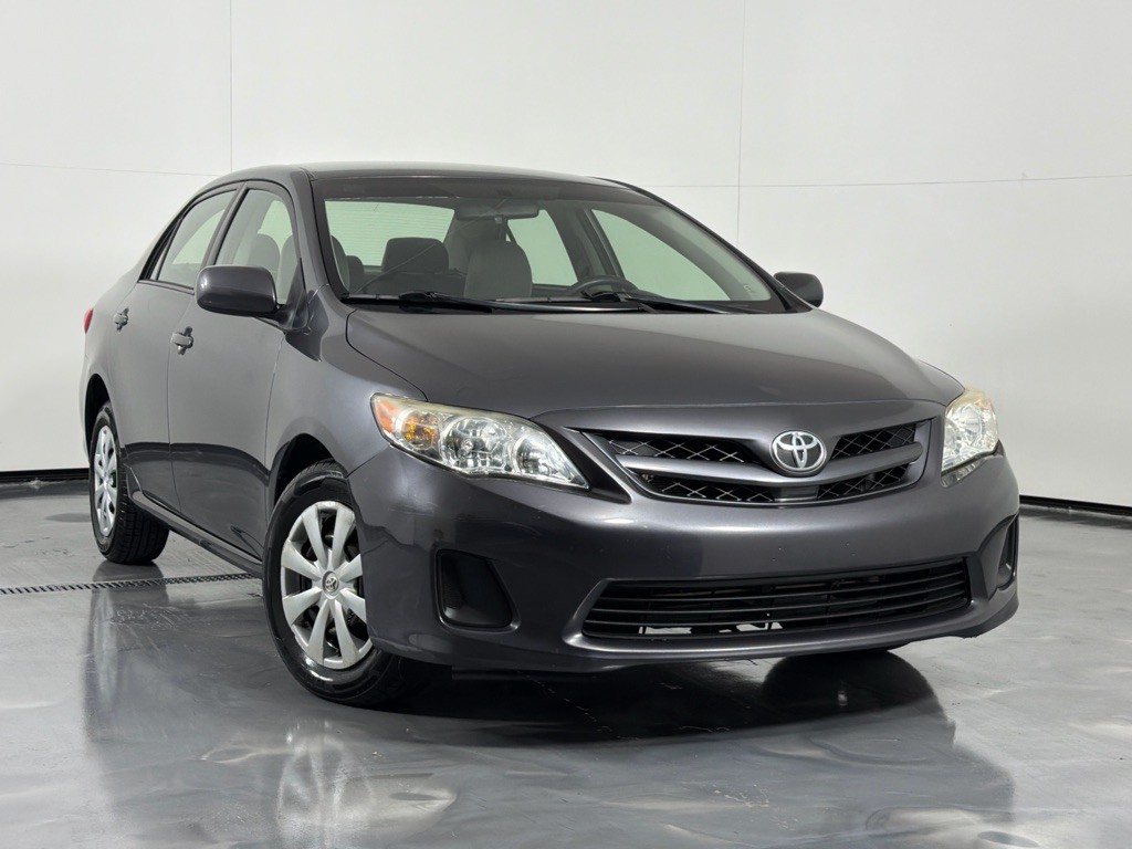 2011 Toyota Corolla Image 2