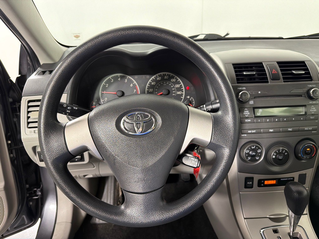 2011 Toyota Corolla Image 14