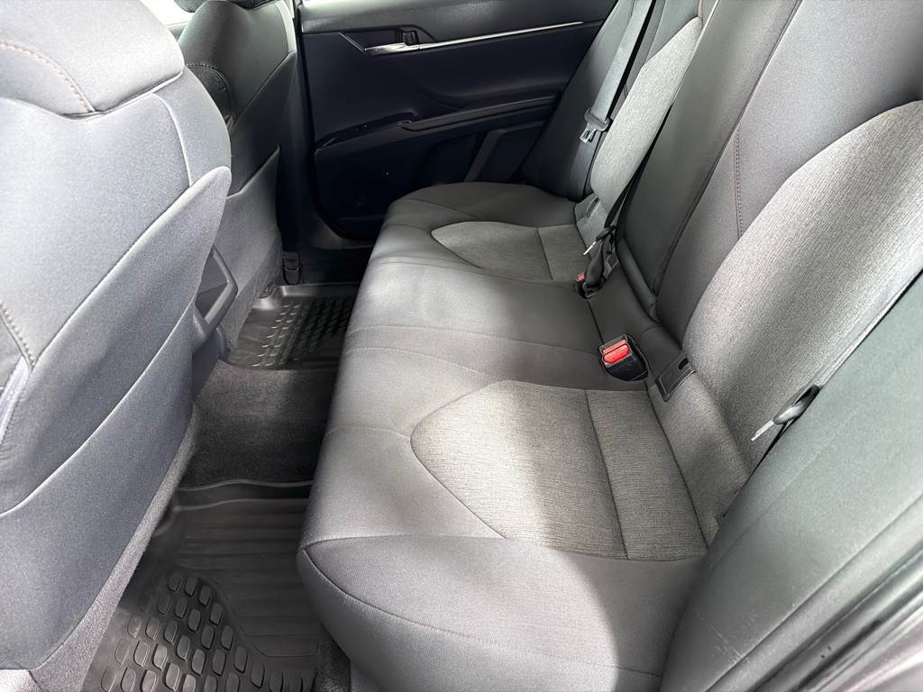 2019 Toyota Camry Image 15