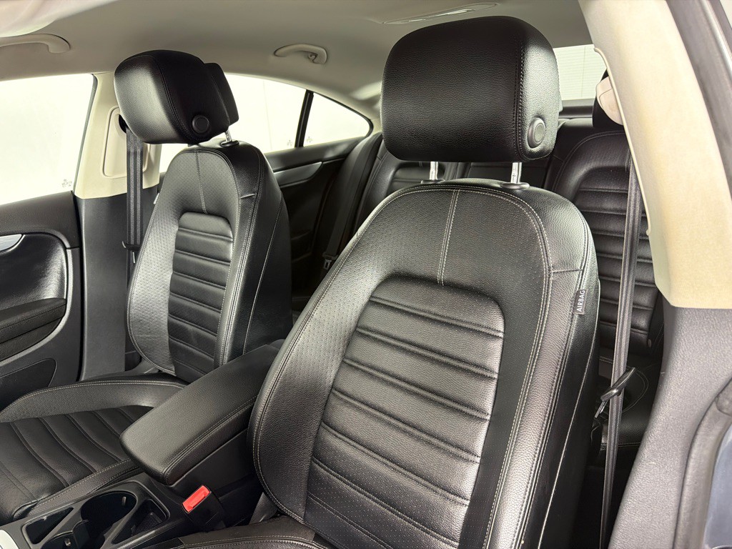2013 Volkswagen CC Image 9