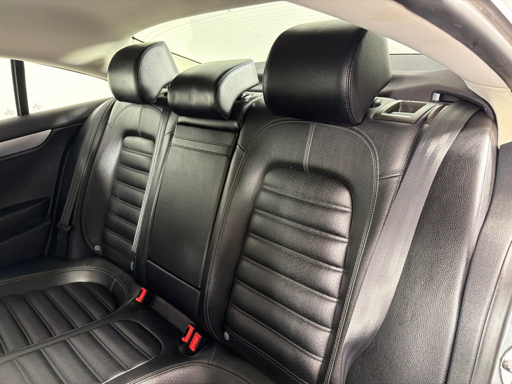 2013 Volkswagen CC Image 14