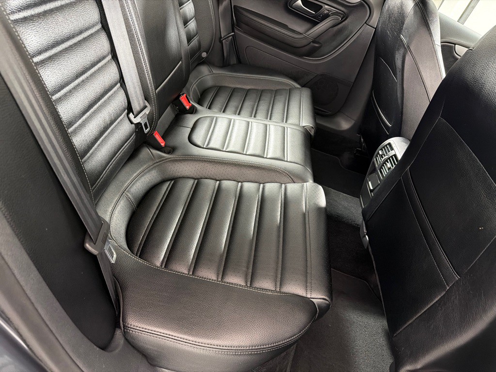2013 Volkswagen CC Image 15