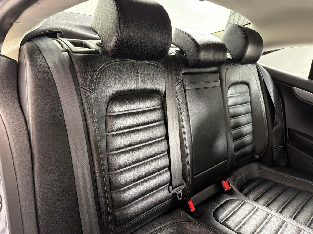 2013 Volkswagen CC Image 16